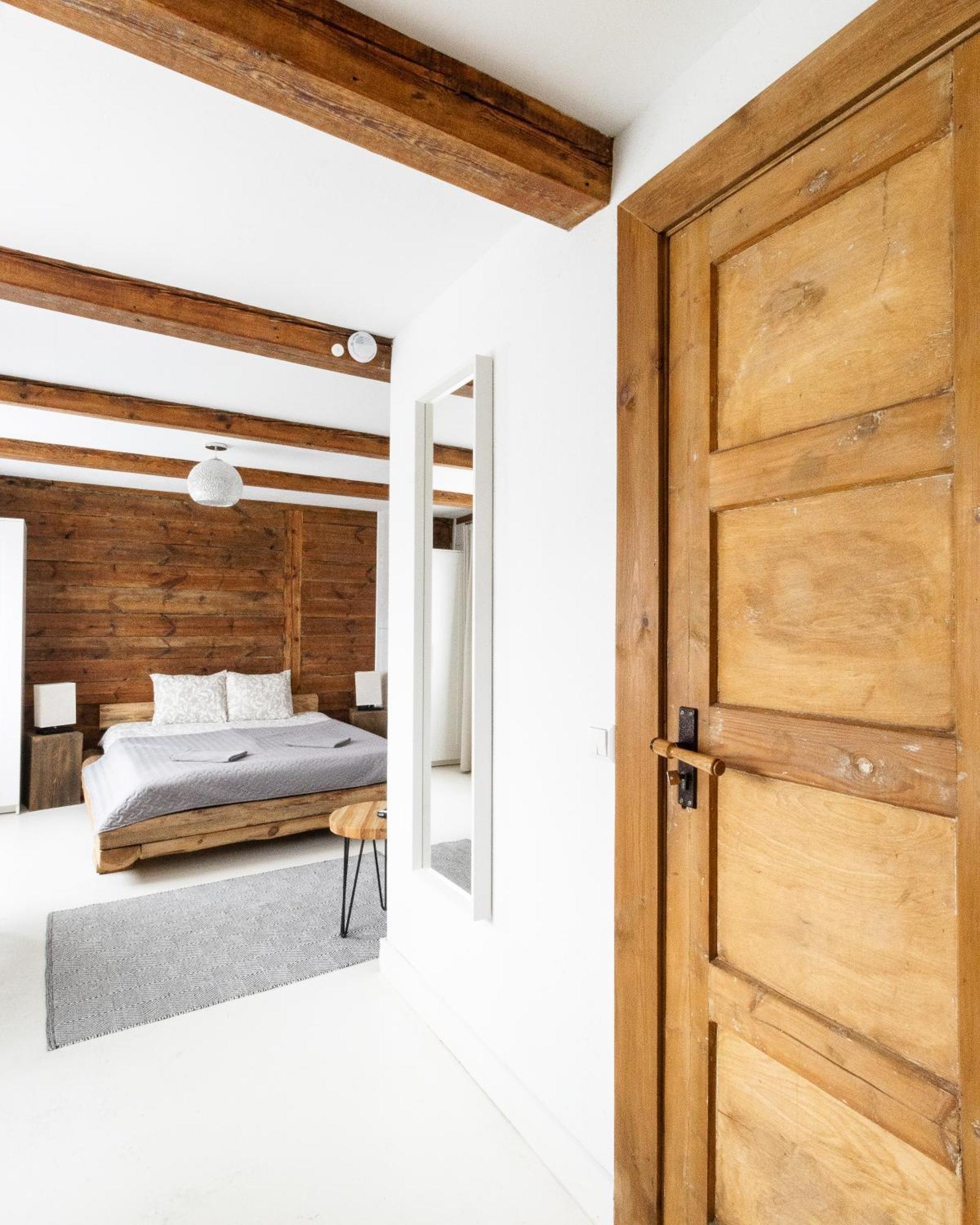 Willow Apartment